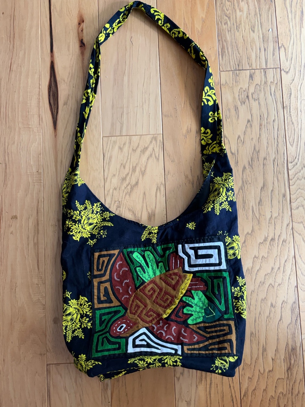 Vintage Mola Textile Shoulder Bag Hand Appliqué Folk Art Turtle Boho